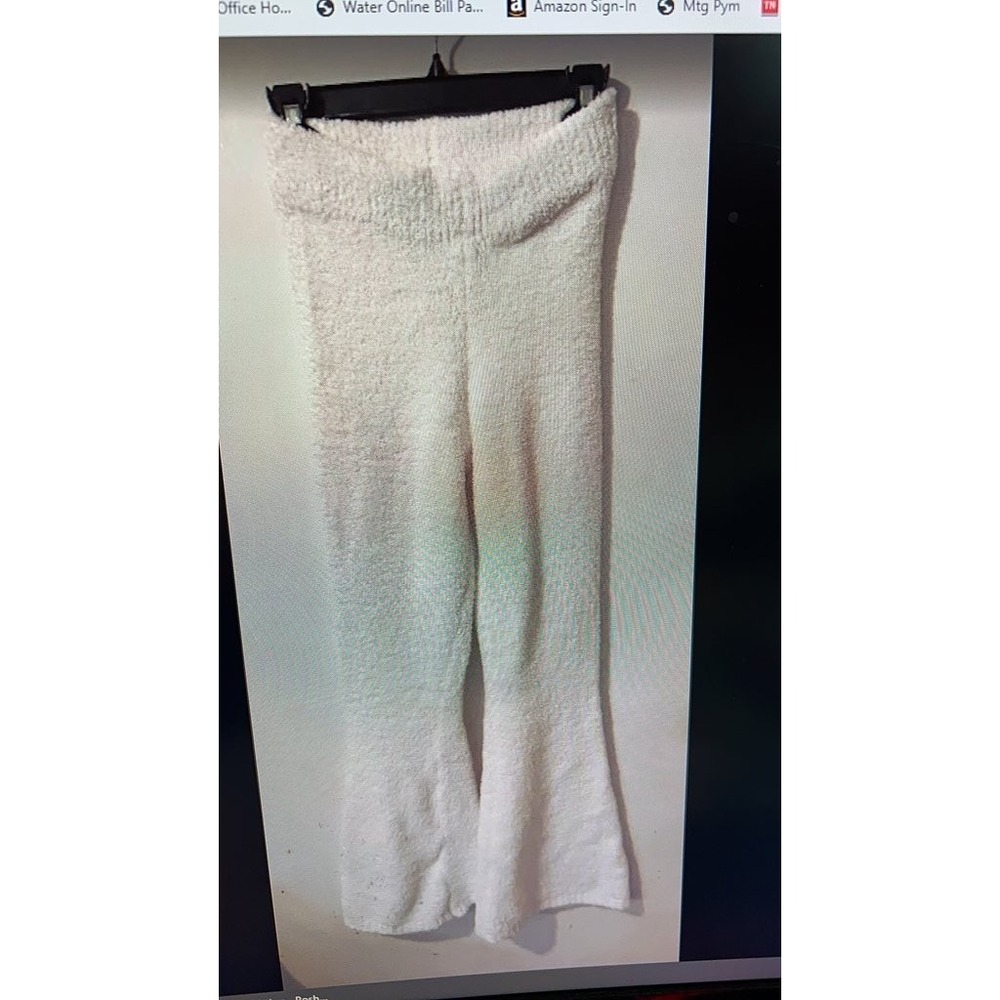 Forever‎ 21 White Fuzzy Lounge Pants - Women's Size S